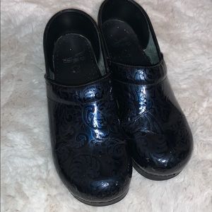 Fun Blue Danskos! Size 41! ❤️